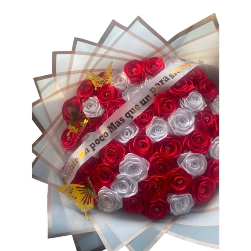 Ramo Mediano Rosas Eternas