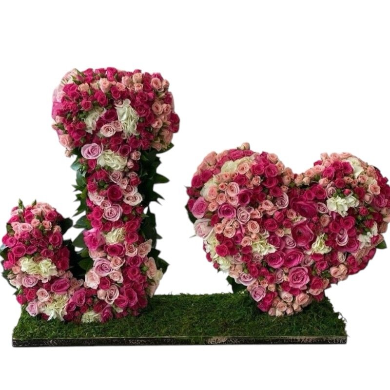 Letra y Corazón Rosas