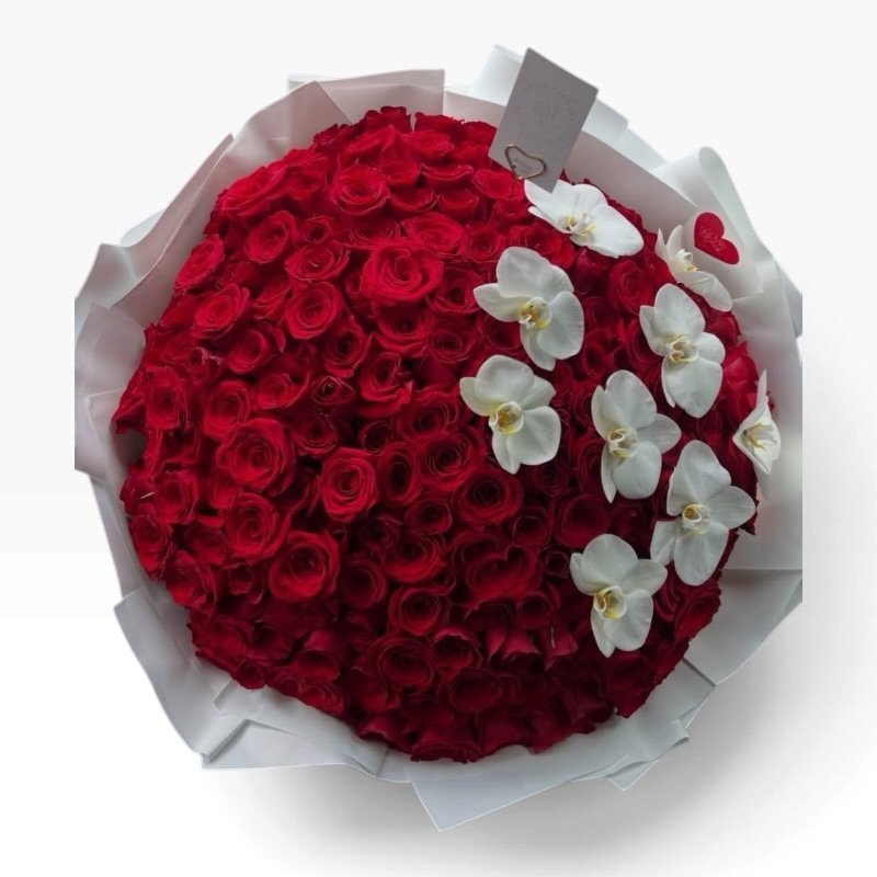 Ramo Rosas y Orquídeas